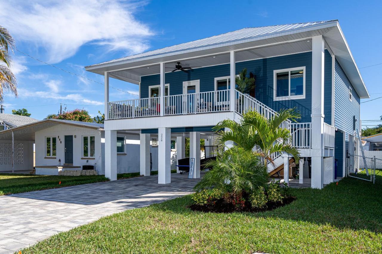 Beautiful New Build Private Pool Home On The North End Of Fort Myers Beach! Home Exterior photo